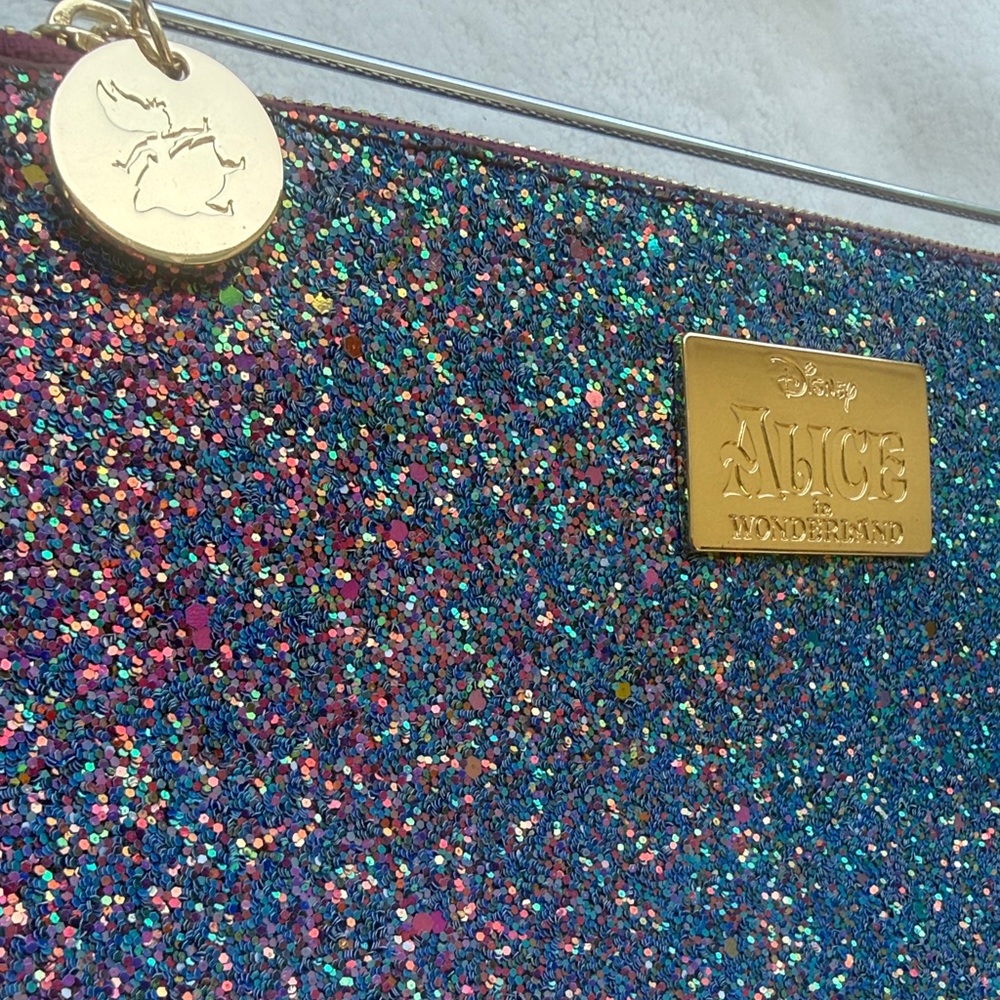 Sigma x Disney Alice in Wonderland Glitter Makeup Bag- Limited Edition NWOT
